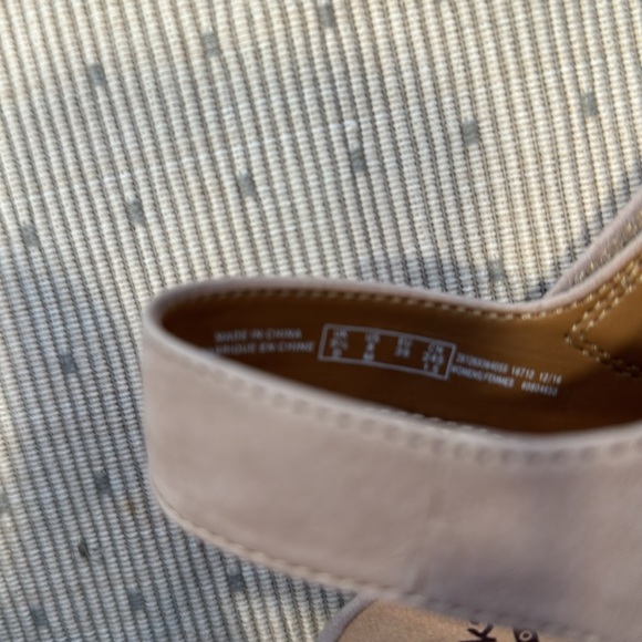 Clark’s Sand Colored Reedly Juno Sandals Size 8M - NWT & Box - Picture 4 of 8